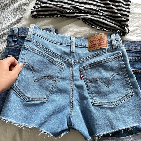 LEVIS - Picture 3 of 3